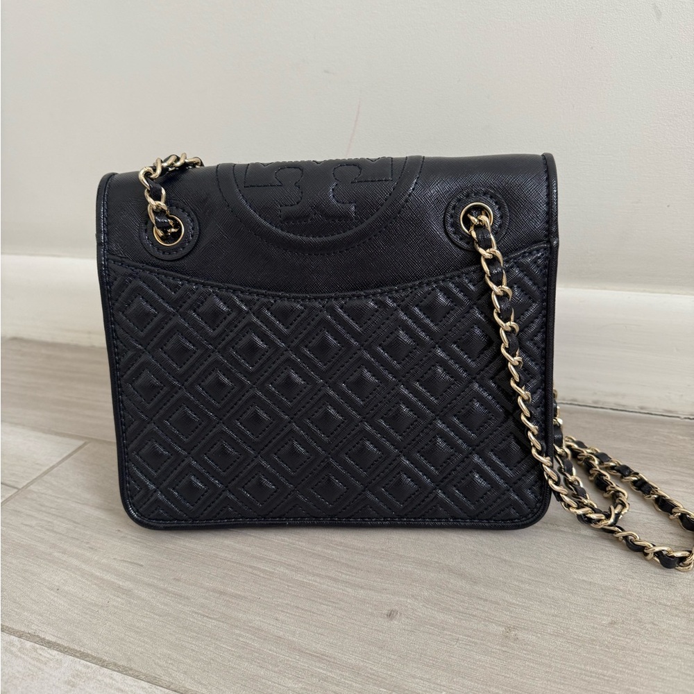 Tory Burch Navy Blue Quilted Leather Chain Bag